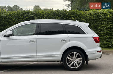 Внедорожник / Кроссовер Audi Q7 2014 в 