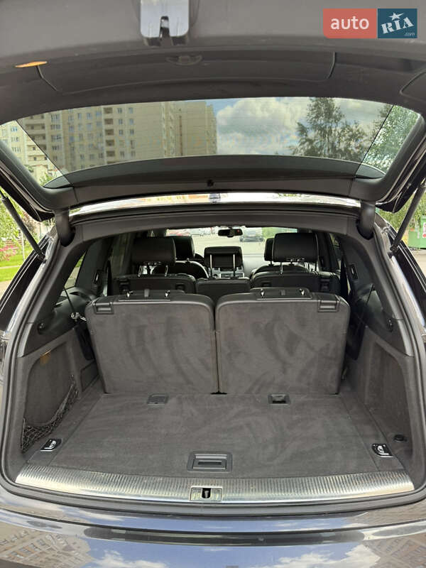 Внедорожник / Кроссовер Audi Q7 2011 в Киеве