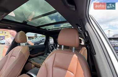 Внедорожник / Кроссовер Audi Q7 2021 в 