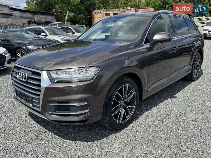 Внедорожник / Кроссовер Audi Q7 2015 в Тернополе