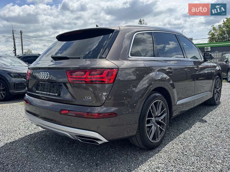 Внедорожник / Кроссовер Audi Q7 2015 в Тернополе
