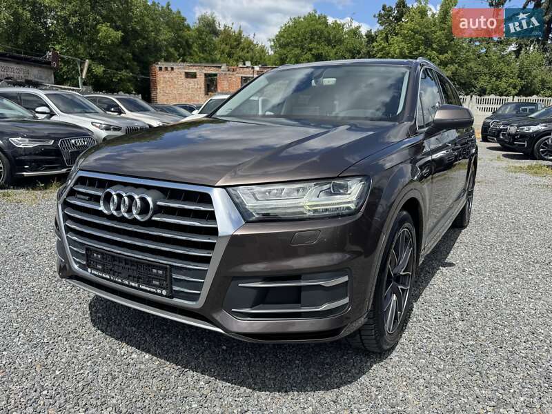 Внедорожник / Кроссовер Audi Q7 2015 в Тернополе