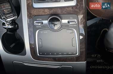 Внедорожник / Кроссовер Audi Q7 2015 в 