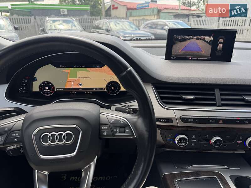 Внедорожник / Кроссовер Audi Q7 2015 в Тернополе