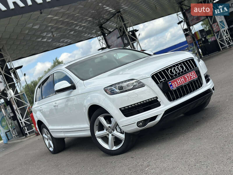 Внедорожник / Кроссовер Audi Q7 2012 в 