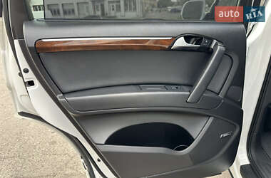 Внедорожник / Кроссовер Audi Q7 2012 в 