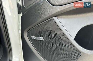 Внедорожник / Кроссовер Audi Q7 2012 в 