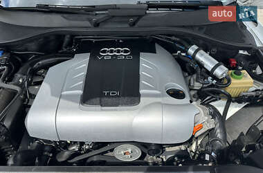 Внедорожник / Кроссовер Audi Q7 2012 в 