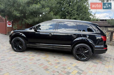 Внедорожник / Кроссовер Audi Q7 2010 в 
