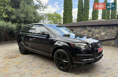 Внедорожник / Кроссовер Audi Q7 2010 в 