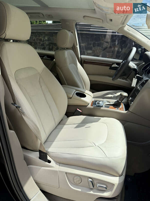 Внедорожник / Кроссовер Audi Q7 2010 в Хмельницком