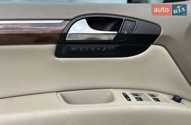Внедорожник / Кроссовер Audi Q7 2008 в 