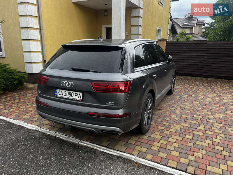 Внедорожник / Кроссовер Audi Q7 2018 в Киеве