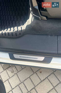 Внедорожник / Кроссовер Audi Q7 2020 в 