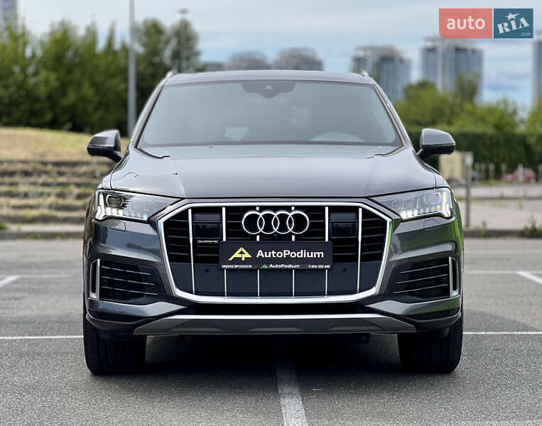 Позашляховик / Кросовер Audi Q7 2021 в Києві