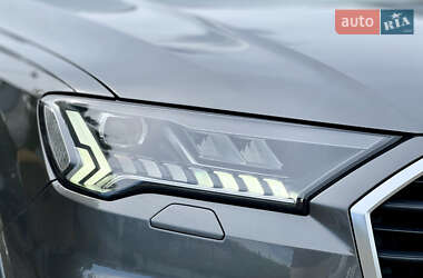 Позашляховик / Кросовер Audi Q7 2021 в 