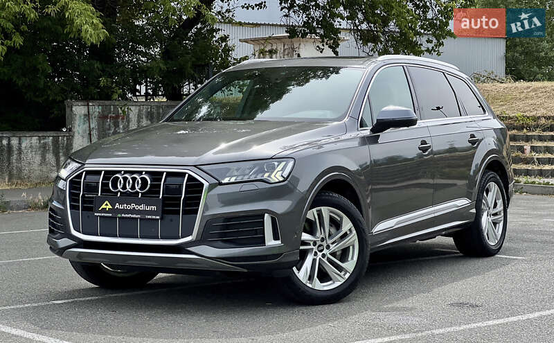 Позашляховик / Кросовер Audi Q7 2021 в Києві