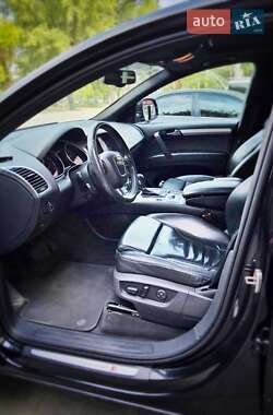 Внедорожник / Кроссовер Audi Q7 2009 в 