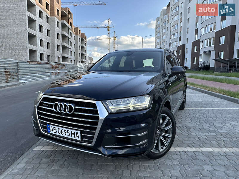 Внедорожник / Кроссовер Audi Q7 2016 в Виннице
