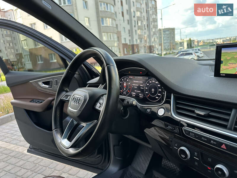Внедорожник / Кроссовер Audi Q7 2016 в Виннице
