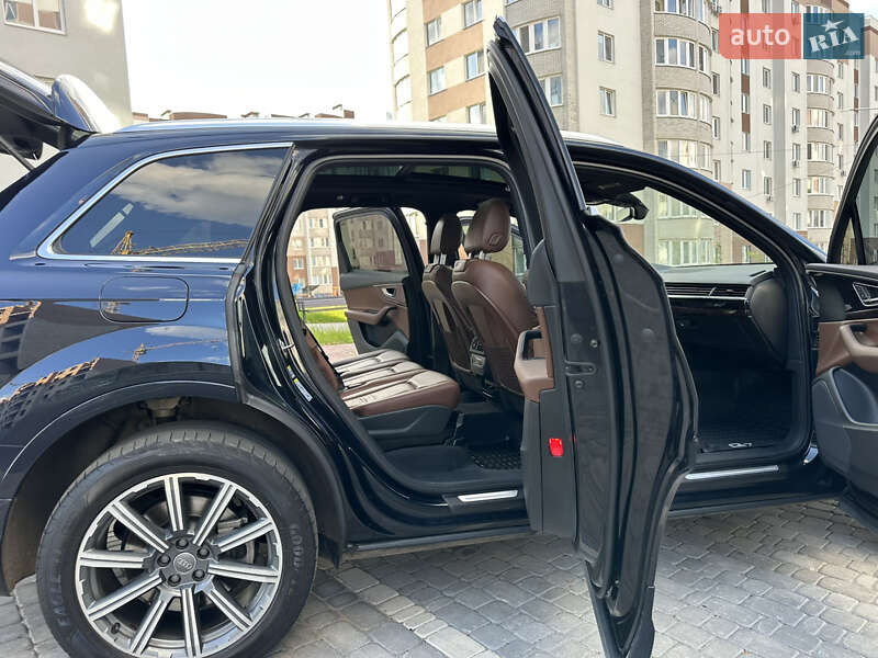 Внедорожник / Кроссовер Audi Q7 2016 в Виннице