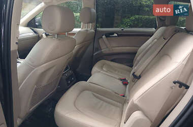 Внедорожник / Кроссовер Audi Q7 2015 в 