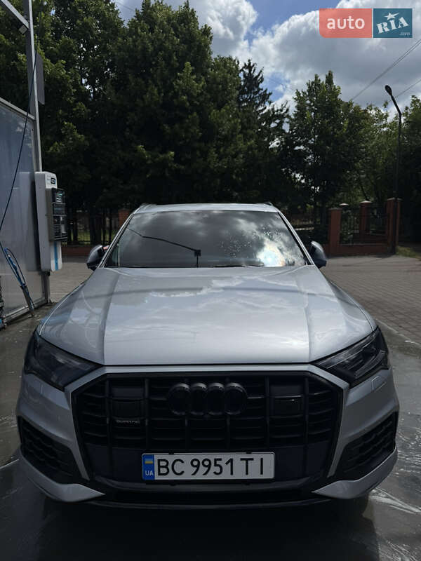 Позашляховик / Кросовер Audi Q7 2022 в Львові