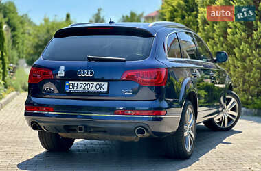 Внедорожник / Кроссовер Audi Q7 2014 в 