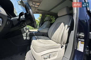 Внедорожник / Кроссовер Audi Q7 2014 в 