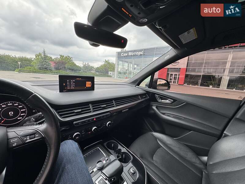 Внедорожник / Кроссовер Audi Q7 2017 в Киеве
