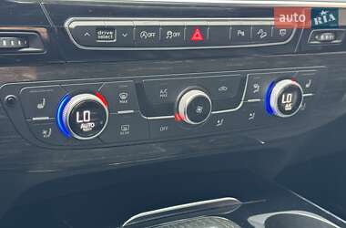 Позашляховик / Кросовер Audi Q7 2017 в 