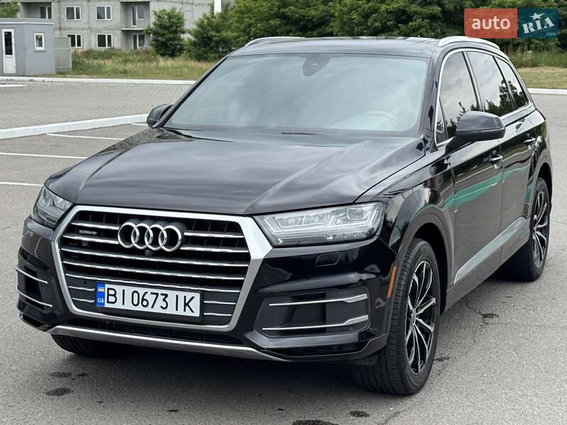 Внедорожник / Кроссовер Audi Q7 2017 в Киеве