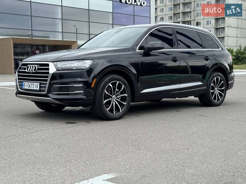 Внедорожник / Кроссовер Audi Q7 2017 в Киеве