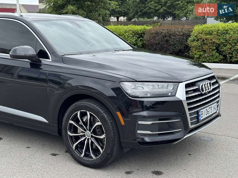 Внедорожник / Кроссовер Audi Q7 2017 в Киеве