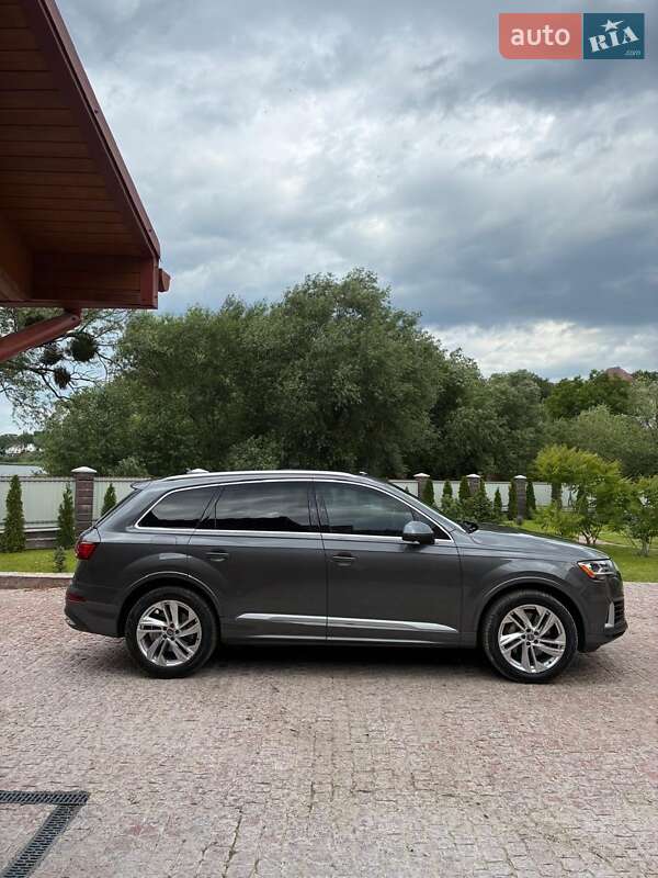 Внедорожник / Кроссовер Audi Q7 2020 в Фастове