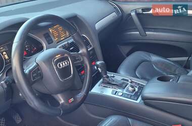 Внедорожник / Кроссовер Audi Q7 2011 в 