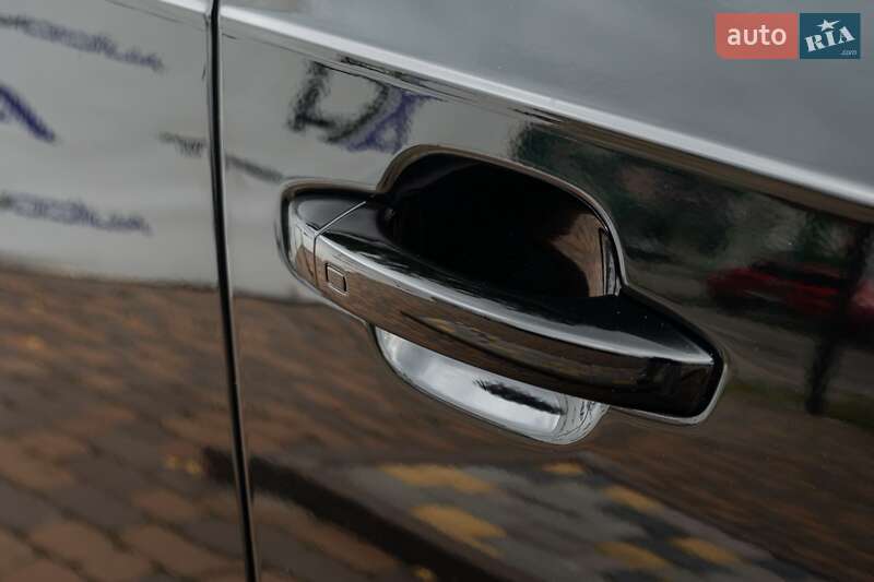 Внедорожник / Кроссовер Audi Q7 2020 в Киеве