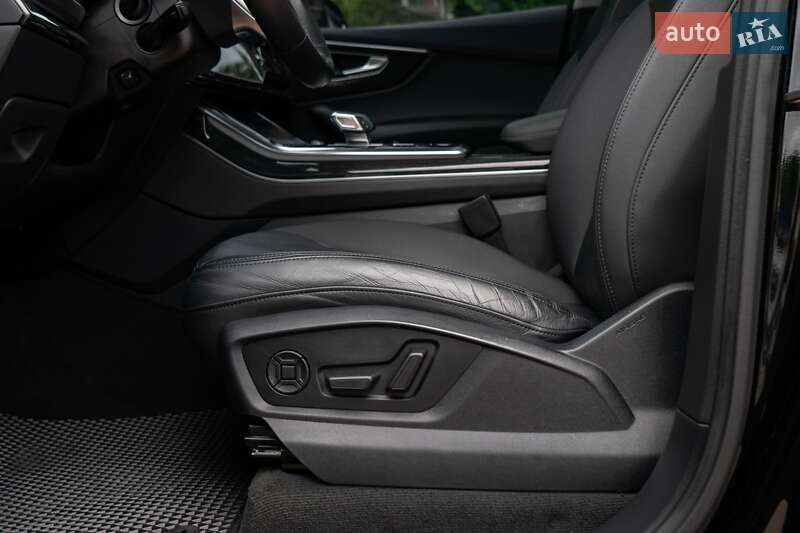 Внедорожник / Кроссовер Audi Q7 2020 в Киеве