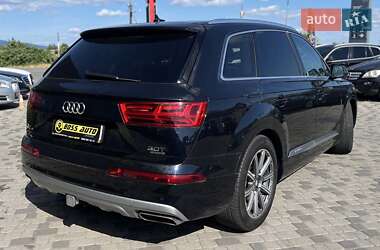Внедорожник / Кроссовер Audi Q7 2016 в 