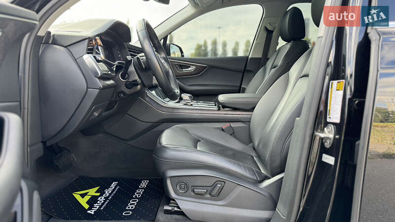 Позашляховик / Кросовер Audi Q7 2019 в Києві фото 16 Позашляховик / Кросовер Audi Q7 2019 в Києві