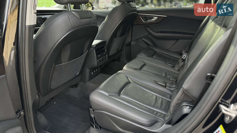 Позашляховик / Кросовер Audi Q7 2019 в Києві фото 19 Позашляховик / Кросовер Audi Q7 2019 в Києві