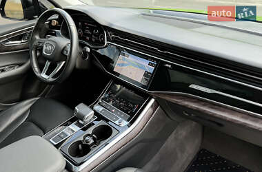 Внедорожник / Кроссовер Audi Q7 2019 в 