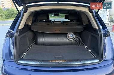 Внедорожник / Кроссовер Audi Q7 2007 в 