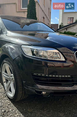 Внедорожник / Кроссовер Audi Q7 2006 в 