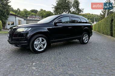 Внедорожник / Кроссовер Audi Q7 2012 в 