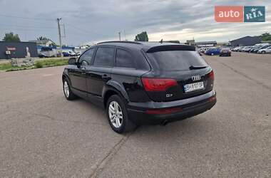Позашляховик / Кросовер Audi Q7 2006 в 