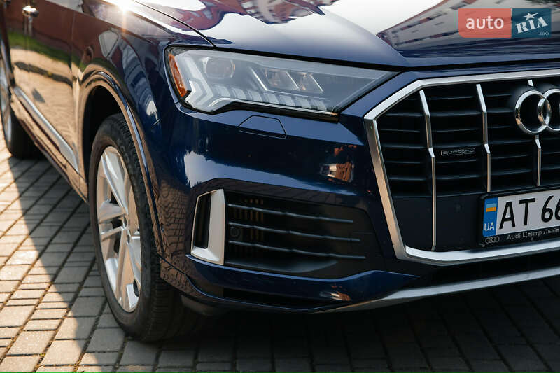 Позашляховик / Кросовер Audi Q7 2020 в Івано-Франківську