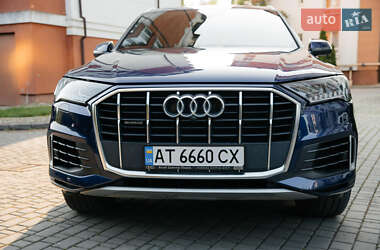 Внедорожник / Кроссовер Audi Q7 2020 в 