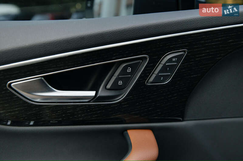 Позашляховик / Кросовер Audi Q7 2020 в Івано-Франківську