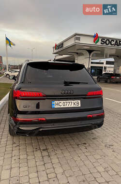 Внедорожник / Кроссовер Audi Q7 2020 в 